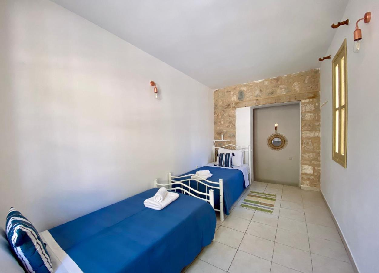 To Petrino Apartment Megisti Exterior photo