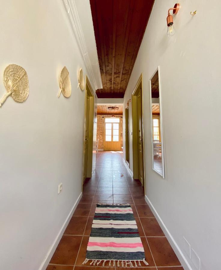 To Petrino Apartment Megisti Exterior photo