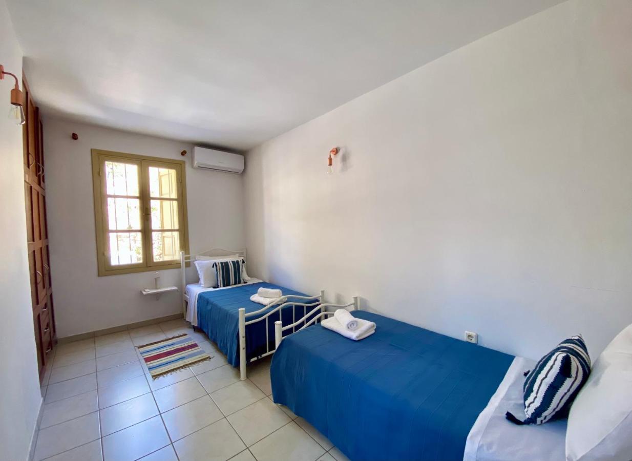 To Petrino Apartment Megisti Exterior photo